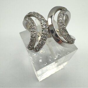 Gorgeous 'Embrace' Infinity Style rIng with CZ studded band